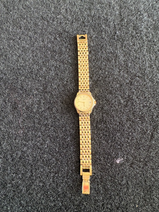 Citizen Accessories - Citizen Gold Tone Vintage Watch Date Quartz Needs Battery Women’s